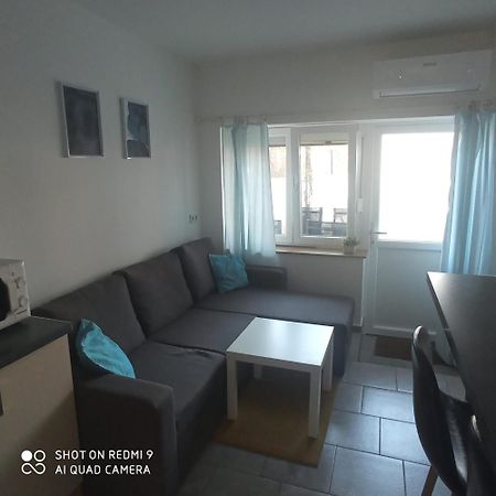 Apartments Max วีร์ ภายนอก รูปภาพ