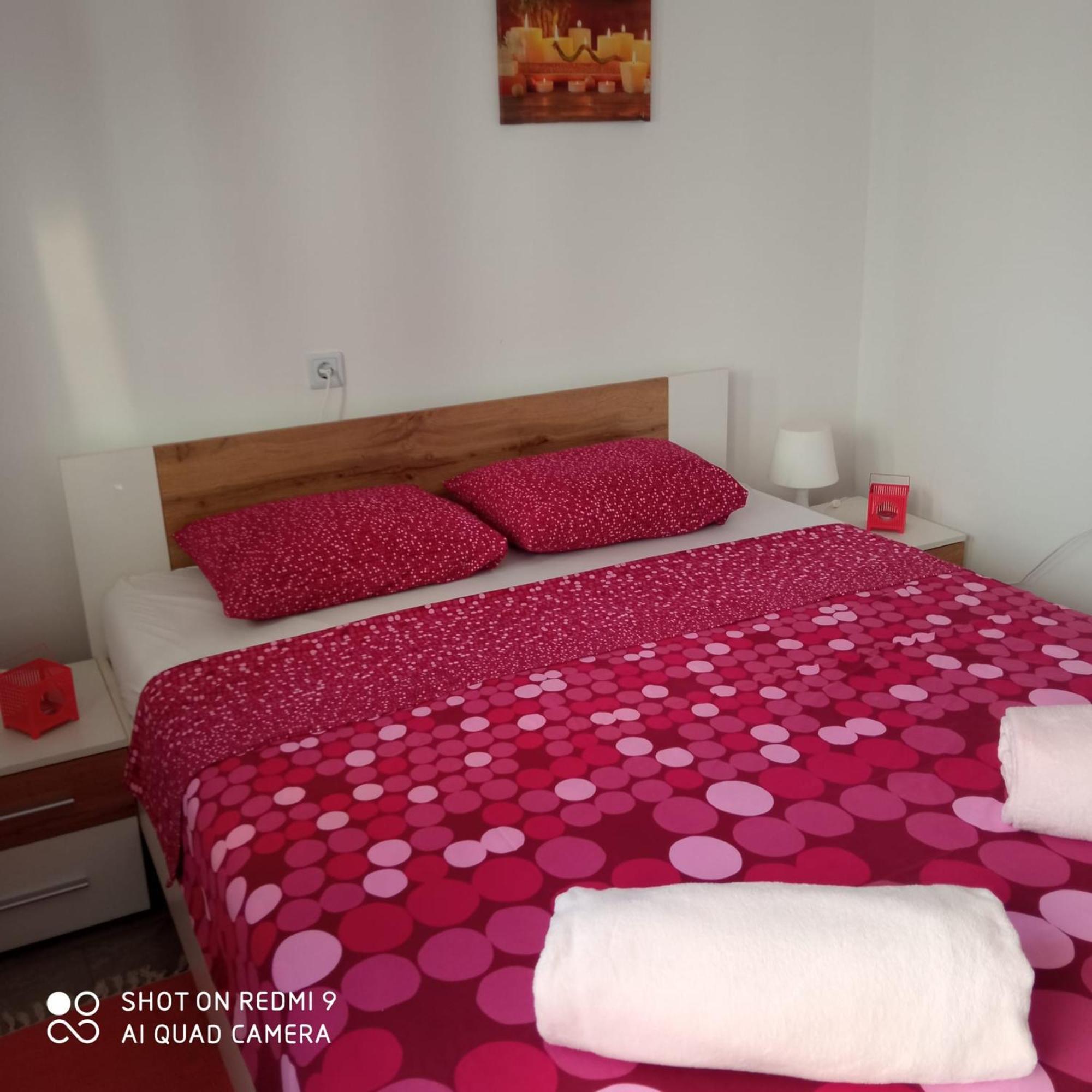 Apartments Max วีร์ ภายนอก รูปภาพ