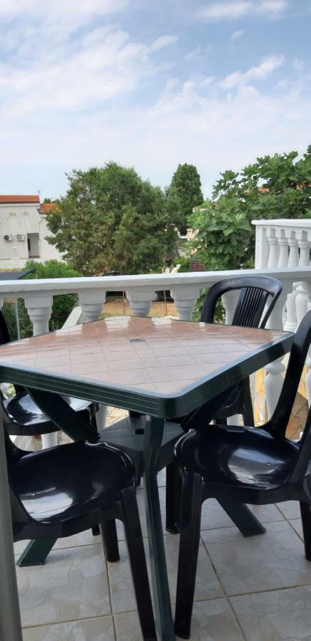 Apartments Max วีร์ ภายนอก รูปภาพ