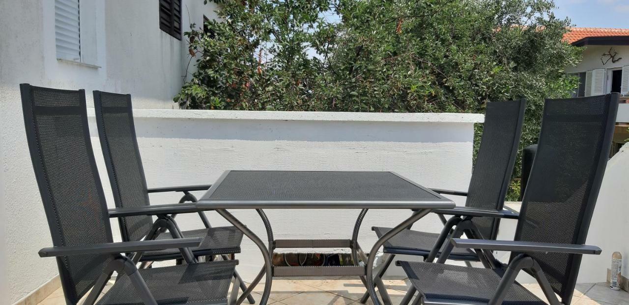 Apartments Max วีร์ ภายนอก รูปภาพ